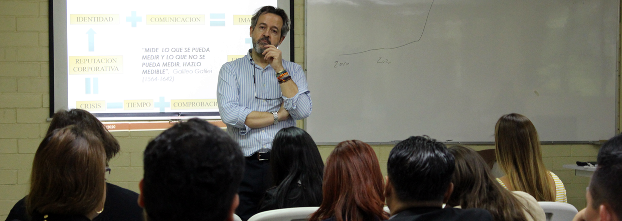 Adrián Cordero, Secretario General de la Escuela Internacional de Comunicación (EIC)